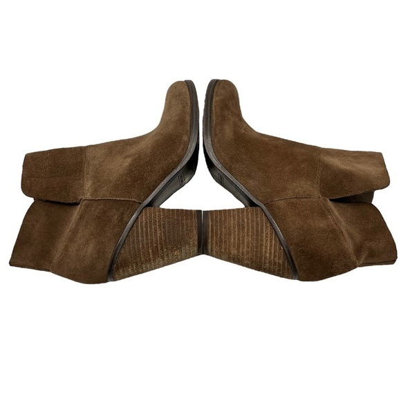 Vince Camuto Helyn Dark Tan Suede Stacked Heel Split Ankle Boots Size 8.5 - Picture 6 of 14